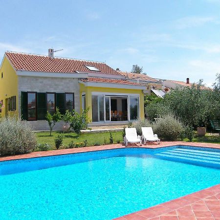 Villa Yellow House By Interhome Diklo Εξωτερικό φωτογραφία